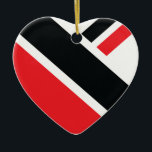 Ornamento De Cerâmica Um Sinalizador Trini<br><div class="desc">Este é um enfeite de design excelente para ser exibido na sua Árvore de Natal,  Casa,  Escritório ou Carro. Para todos os Trinis querendo algo para mostrar suas raízes - esta e toda temporada.</div>