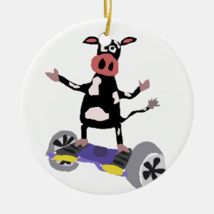 Ornamento De Cerâmica Vaca preto e branco engraçada em Hoverboard