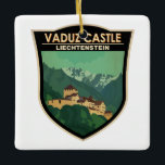 Ornamento De Cerâmica Vaduz Castle Liechtenstein Viagem Vintage Crachá<br><div class="desc">Vaduz Castle vetor trabalho de arte. O castelo deu o seu nome à cidade de Vaduz,  a capital de Liechtenstein,  que ignora de um morro adjacente.</div>