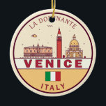Ornamento De Cerâmica Venice Itália Cidade Skyline Emblem<br><div class="desc">Design de arte colorida e minimalista de Veneza,  com monumentos e marcos da cidade de Itália.</div>