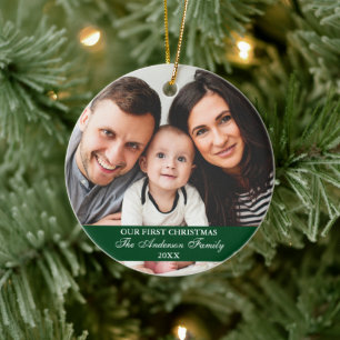 Ornamento De Cerâmica Verde da nossa primeira família de Natal