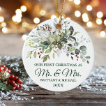Ornamento De Cerâmica Vias de Natal Elegante<br><div class="desc">Casal verde moderno Elegante para aquarelas Nosso Primeiro Natal como Sr. e Sra. Ornament inclui belos verde botânico para aquarelas,  folhas de eucalipto,  bagas sagradas e outras lindas folhagens. Roteiro Verde da Floresta.</div>