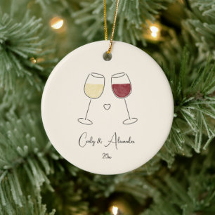 Ornamento De Cerâmica Vinho Vermelho Branco Casado com Casal de Aniversá