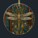 Ornamento De Cerâmica Vintage dragonfly design romântico boho botânico<br><div class="desc">Mergulhe no encantador encanto desta elegante trabalho de arte de libélula boêmica boho, onde a elegância da natureza encontra a arte eterno. Dirigida contra um manto de floresta, essa bela peça captura a beleza serena de uma floresta exuberante, rica em detalhes intrincados da flora e das árvores torrenciais. A libélula,...</div>