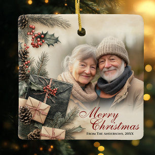 Ornamento De Cerâmica Vintage Holly Berries Beige Foto de Natal