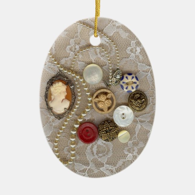 Ornamento De Cerâmica Vintage Treasures Ornament (Frente)