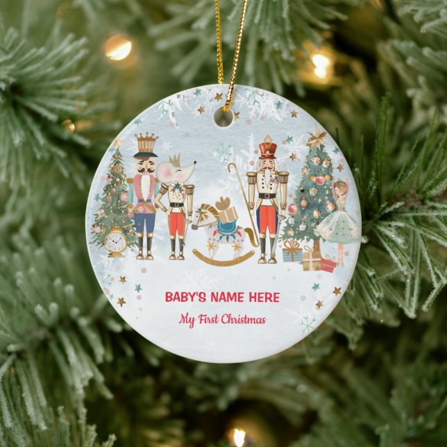 Ornamento De Cerâmica Watercolor Baby First Christmas Photo (Árvore)