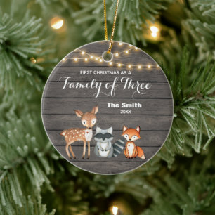Ornamento De Cerâmica  Woodland Animal First Christmas como uma família