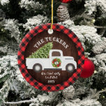 Ornamento De Cerâmica Xadrez de Buffalo Monograma Foto Vintage Caminhão<br><div class="desc">Este design de keepsasasaket personalizado apresenta nossa vintage que caminha carregando uma árvore de Natal com espaço para texto e uma foto, tudo em um fundo de xadrez de búfalo quente. A coleção de produtos de coordenação está disponível no nosso compro, zazzle.com/store/doodlelulu. Entre em contato conosco se precisar deste design...</div>