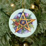 Ornamento De Cerâmica Yule Tree Winter Solstice Holly Wicca Pentacle<br><div class="desc">Brilhe sua árvore de yule com este design de Ornamento Pentágono Holly Wicca de Yule Tree Winter Solstice. A cor de fundo deste ornamento é facilmente editada no editor do Zazzle! Tenha uma Feliz e abençoado Solstício de inverno!</div>