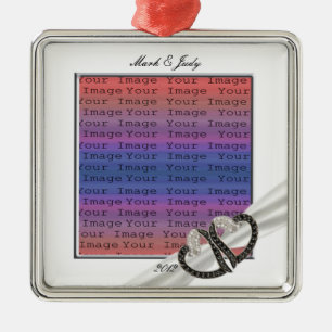 Ornamento de Corações de Diamante Preto e Branco