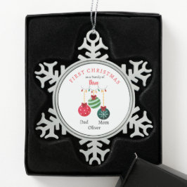 Ornamento De Estanho Floco De Neve Primeira família natalícia de três Keepsaoks
