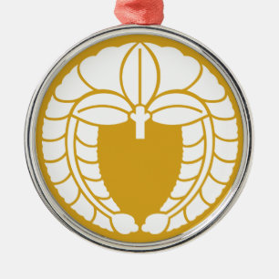 ORNAMENTO DE METAL り 下 藤