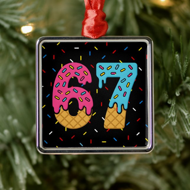 Ornamento De Metal 67 Meme Sorvete Engraçado, 6 Sete Gen Alpha (Árvore)