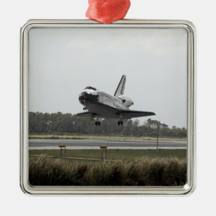Ornamento De Metal A descoberta do vaivém espacial aproxima a
