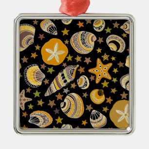 Ornamento De Metal A Praia - Conchas Marinhas
