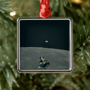 Ornamento De Metal Apollo Lunar Lander e Earthrise sobre Lua