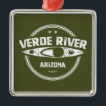 Ornamento De Metal Arizona do rio Verde Kayaking<br><div class="desc">O Rio Verde Selvagem e Cênico atravessa as zonas de natureza selvagem de Mazatzal e Cedar Bench a sul de Camp Verde,  Arizona,  e é um polo de remar e recreativo.</div>