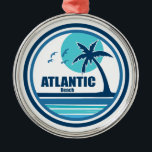 Ornamento De Metal Atlantic Beach North Carolina Palm Tree Birds<br><div class="desc">Apenas 12 milhas ao norte de Emerald Isle,  Atlantic Beach é uma das áreas de praia mais desenvolvidas na Carolina do Norte,  oferecendo muitas amenidades que as famílias amam,  incluindo um cais de pesca e aluguel de equipamento esportivo de bicicleta e água.</div>