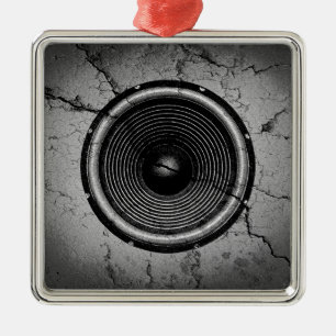 Ornamento De Metal auto-falante de música em uma parede rachada