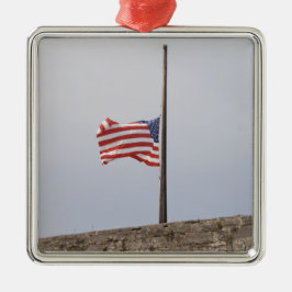 Ornamento De Metal Bandeira dos Estados Unidos em Half-Mast (EUA)