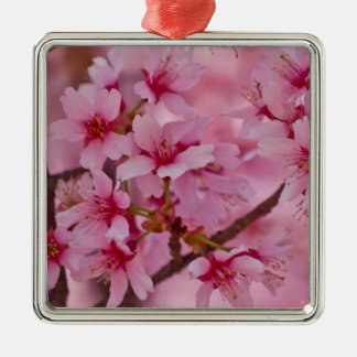 Ornamento De Metal Banhado em flores de cerejeira japonesas cor-de-ro