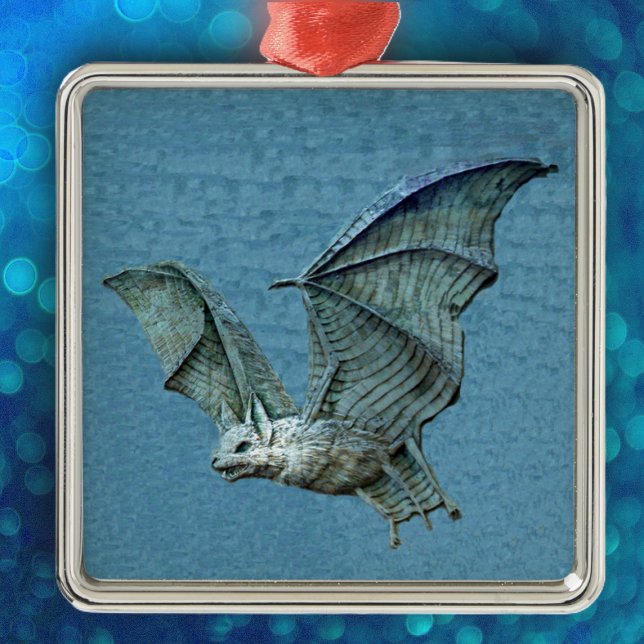 Ornamento De Metal Bat Azul 3D Voador (Spooky flying blue bat with white face on blue hanging Halloween ornament.)