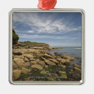 Ornamento De Metal Beira-mar rochoso com viagem do Motorboat