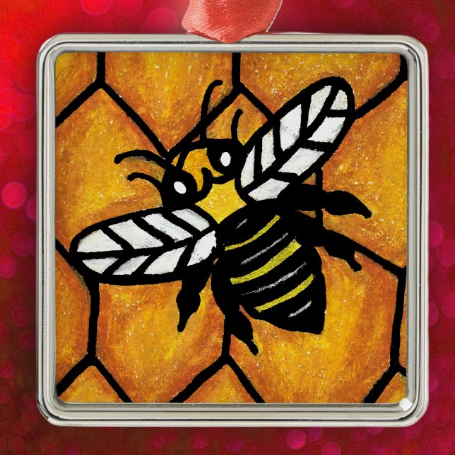 Ornamento De Metal Bela-Boca-Boca (Black yellow bumble bee white wings on golden honeycomb pattern on hanging ornament.)