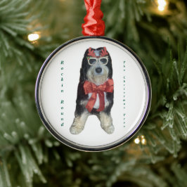 Ornamento De Metal Bernedoodle Dançando em Volta da Árvore de Natal