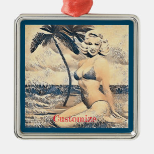 Ornamento De Metal Bikini - Modelo Thunder_Cove da Loira de Kneeling