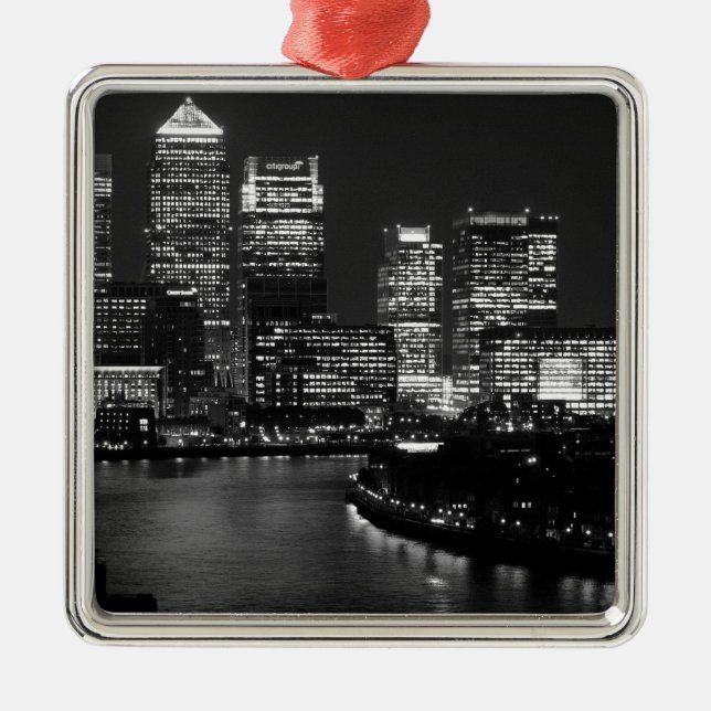 Ornamento De Metal Black White City Night UK Viagem (Frente)