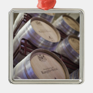 Ornamento De Metal Bodega Marques de Riscal, adega