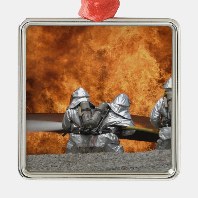 Ornamento De Metal Bombeiros neutralizam fogo (Frente)