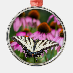 Ornamento De Metal Borboleta De Tigre Oriental Em Coneflowers
