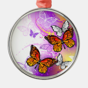 Ornamento De Metal Borboletas Monarcas em Fundo Roxo