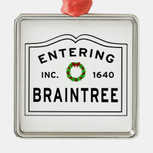 Ornamento De Metal Braintree, MÃE Holiday Wreath Metal Ornament