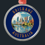 Ornamento De Metal Brisbane Austrália - Círculo Retroalterado<br><div class="desc">Brisbane retro vetor viagem design. Brisbane,  a vibrante capital de Queensland,  Austrália,  é uma cidade que combina sem interrupções energia urbana com charme de repouso. Escondida nas margens do rio Brisbane,  apresenta um clima subtropical,  uma beleza natural espantosa,  e uma tapeçaria cultural rica.</div>
