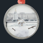 Ornamento De Metal Buckingham Palace Snowman London<br><div class="desc">Por conseguinte,  os nossos produtos serão de excelente qualidade para que possam usufruir durante anos. Esperamos que encontre algo para tesourar durante sua visita. Novos produtos são adicionados semanalmente.</div>