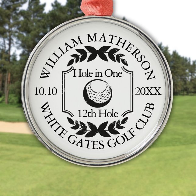 Ornamento De Metal Buraco em um Golfe Personalizado Clássico (Hole in One Classic Personalized Golf Metal Ornament)
