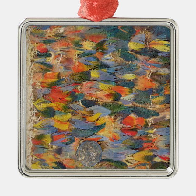 Ornamento De Metal Cabo emplumado (Frente)