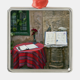 Ornamento De Metal Café Sidewalk, Chania, Creta, Grécia