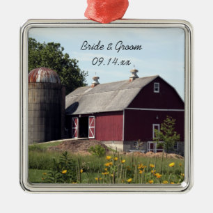 Ornamento De Metal Casamento com Red Barn Country
