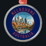 Ornamento De Metal Círculo Retro Distresso da Austrália Melbourne<br><div class="desc">Design de viagem de vetor retro de Melbourne. Melbourne é a capital costeira do sudeste australiano de Victoria. No centro da cidade está o desenvolvimento moderno da Praça da Federação,  com praças,  bares e restaurantes pelo rio Yarra.</div>