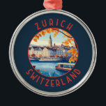 Ornamento De Metal Círculo Retrovisor de Suiça Zurique<br><div class="desc">Zurique retro vetor viagem design. As pistas pitorescas do centro de Altstadt (Cidade Velha),  em ambos os lados do rio Limmat,  refletem a sua história pré-medieval.</div>