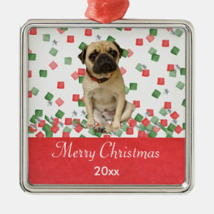 Ornamento De Metal Confetes pintados do Natal do Pug à disposição