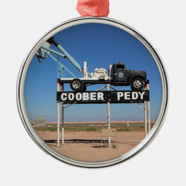 Ornamento De Metal Coober Pedy Personalizável Outback Souvenir (Frente)
