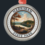 Ornamento De Metal Crachá Harriman State Park New York<br><div class="desc">Ilustração do Parque Estadual de Harriman em um círculo de estilo crachá. O parque também é conhecido por seus 31 lagos,  vários riachos,  área de acampamento público e vistas de excelente.</div>