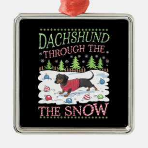 Ornamento De Metal Dachshund Através da Neve