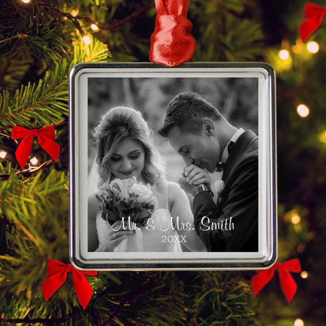 Ornamento de metal de presente de foto de casament (Classy Couples Wedding Family Christmas Ornament )